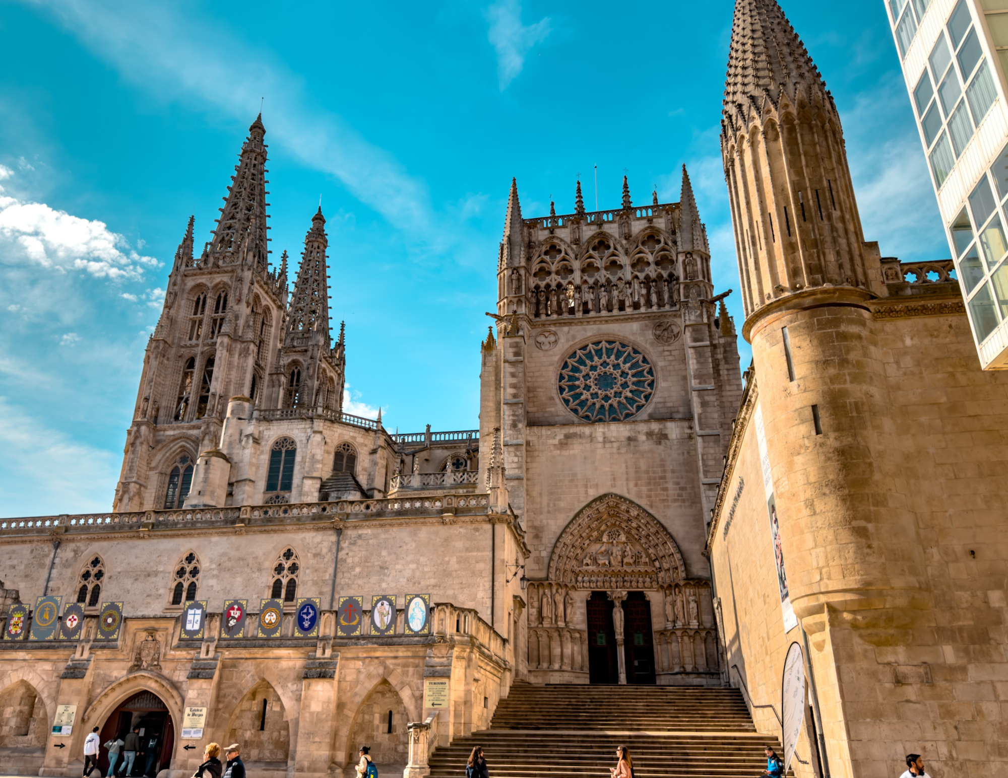 Burgos Travel Guide (16).png